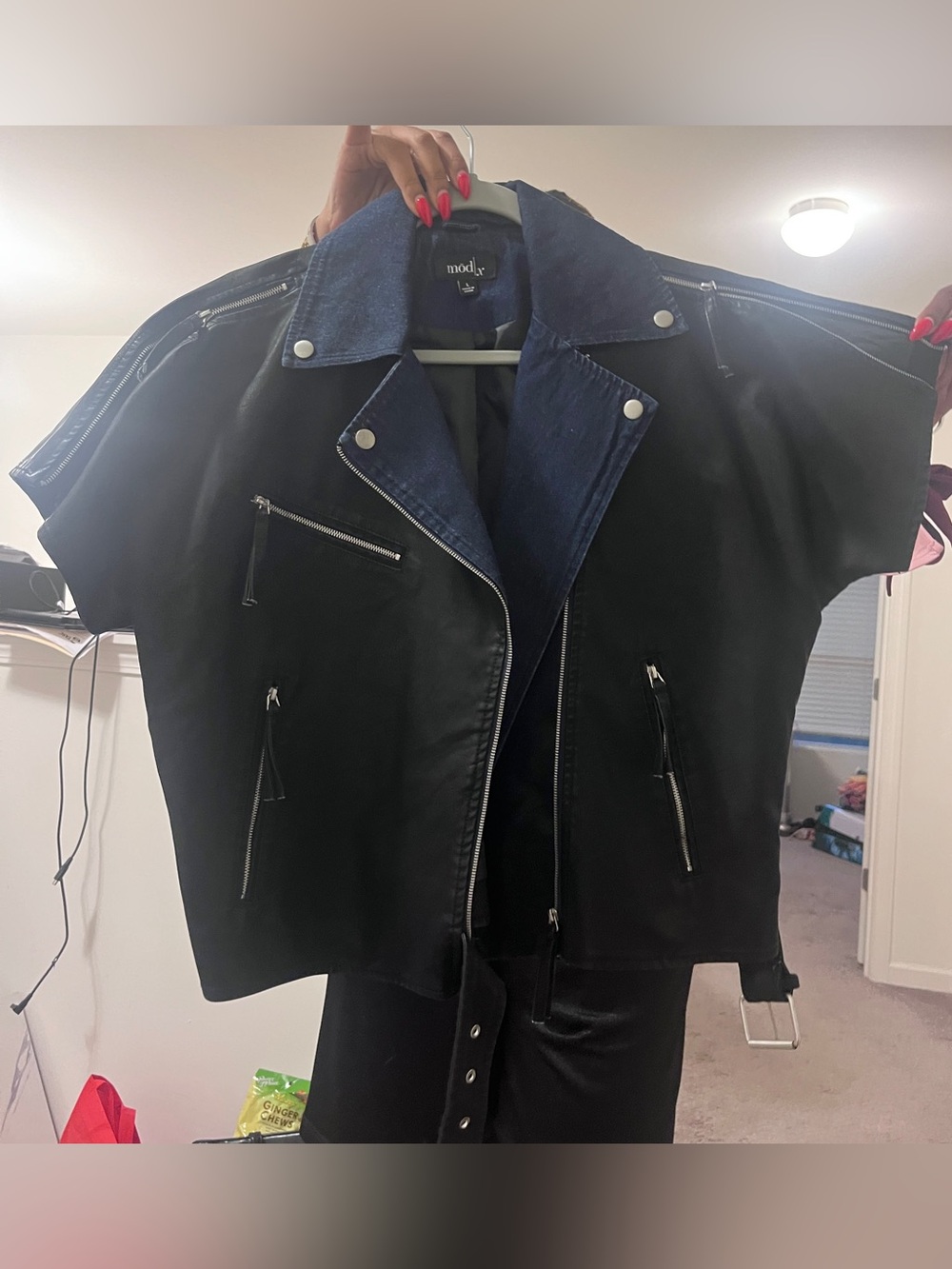 Jacket - Picture 1 of 2